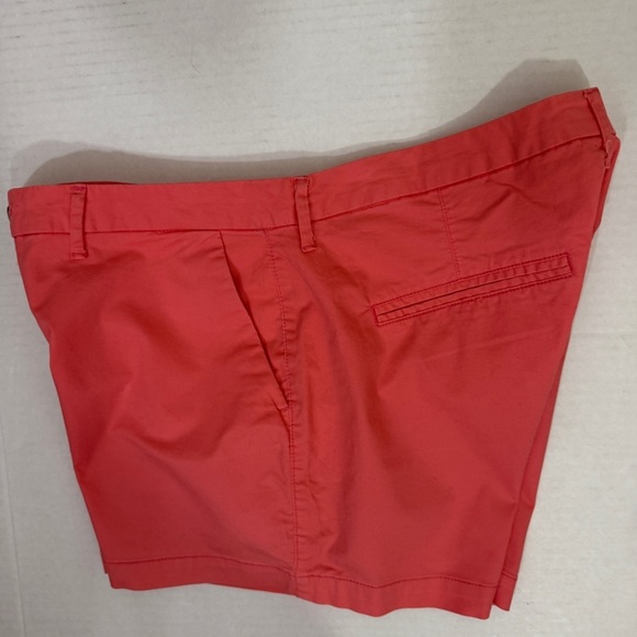 Old Navy tomato color Bermudas Vibrant Cotton Style - Picture 3 of 10